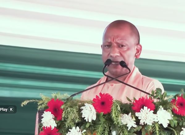 योगी सरकार में जल गुणवत्ता का परीक्षण: जल जीवन मिशन बना ग्रामीण महिलाओं की आय का नया जरिया
