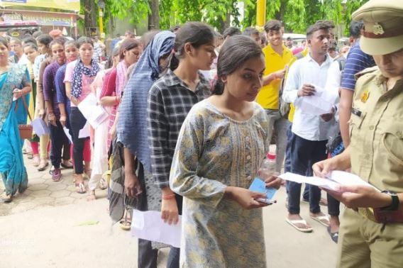 सिपाही भर्ती परीक्षा-2025 सकुशल संपन्न, 28.86 लाख अभ्यर्थियों में 75.94 प्रतिशत रहे उपस्थित