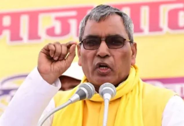 सपा के नेता गांव-गांव घूमकर नौकरियां बेचते थे, वही अब पेपर लीक की बात कर रहे : राजभर